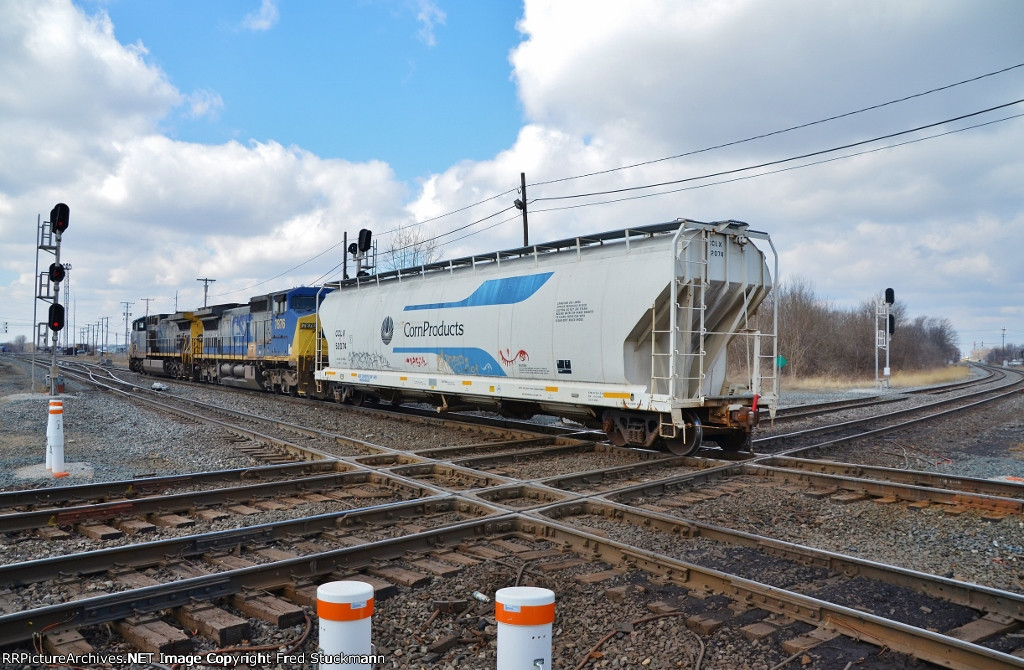 CCLX 5274 is new here and will be left in the yard.