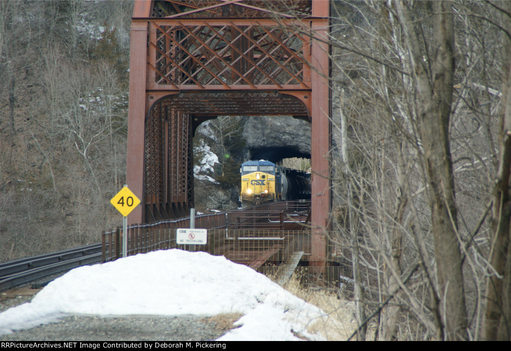  CSX K418 CSX #697 [GE AC6000CW] CSX #5408 [GE ES44DC]