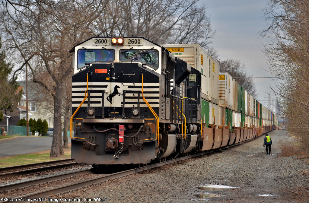 NS 2600