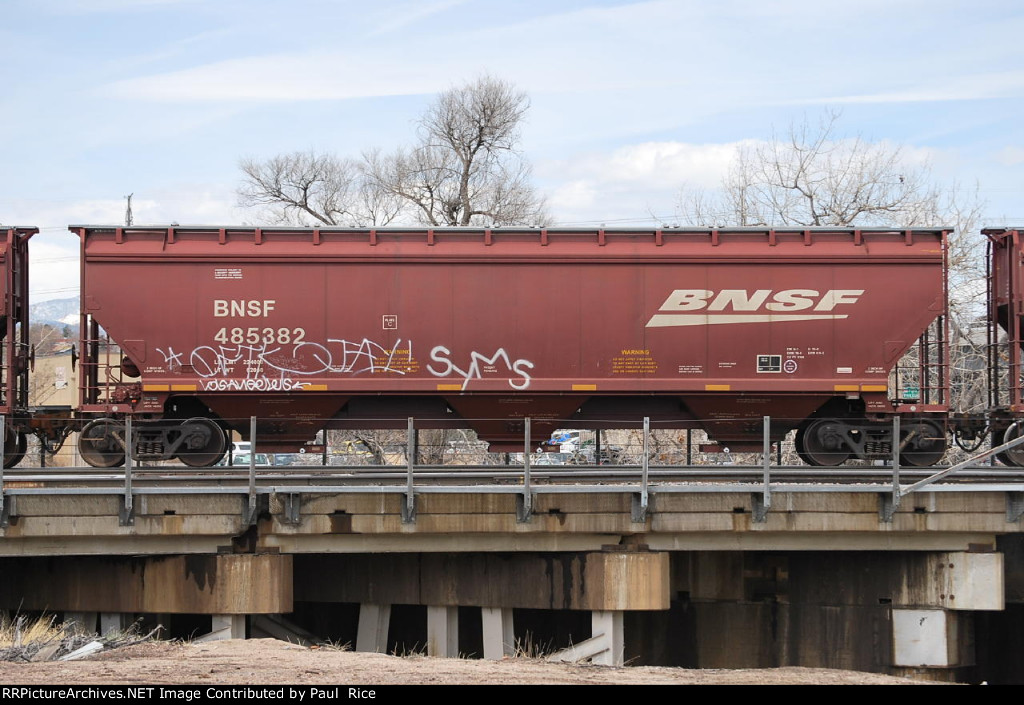 BNSF 485382