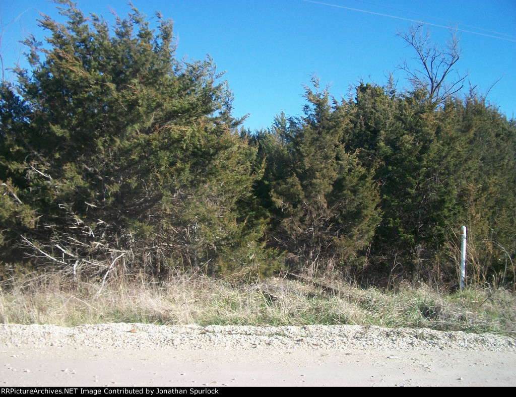 Ex-RI tracks at Holzschuh Rd, wider angle view, looking east