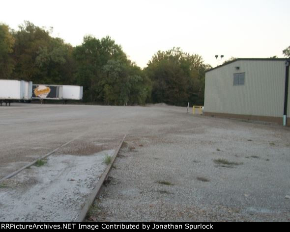 Ex-RI ROW, looking east