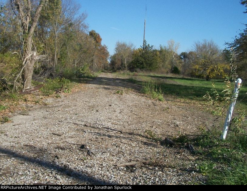 Ex-RI ROW, looking east