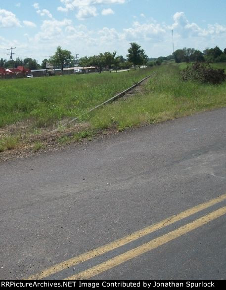 Ex-RI ROW, looking west, at MO Highway Y, 2nd view