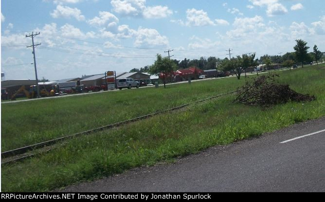 Ex-RI ROW, looking west, at MO Highway Y, 4th view
