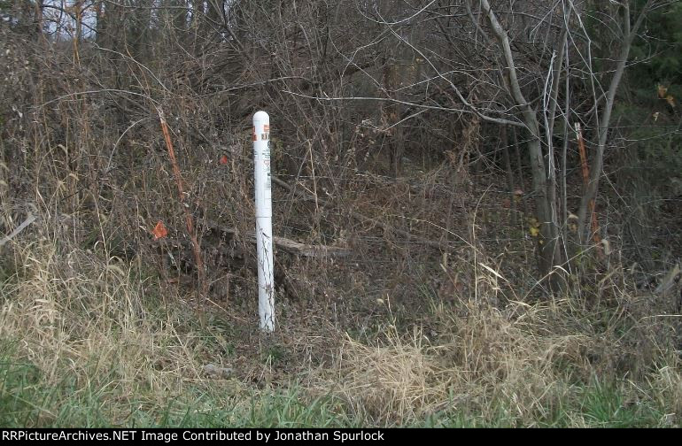 Ex-RI ROW, looking east, at Swisher Road,