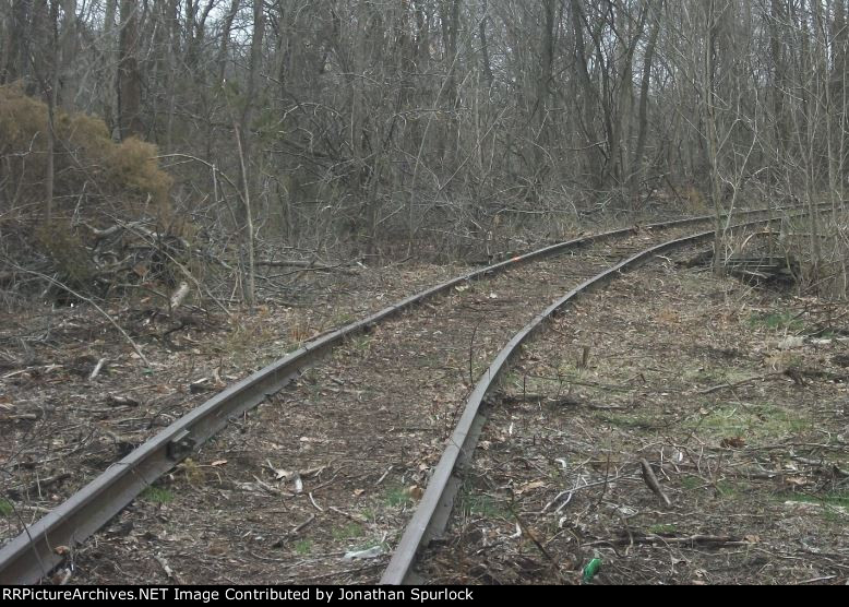 Ex-RI ROW, looking west