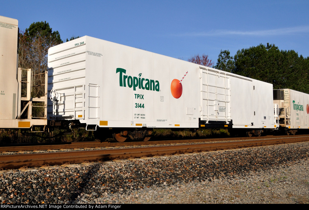 TPIX 3144 Untagged Fresh Tropicana Car