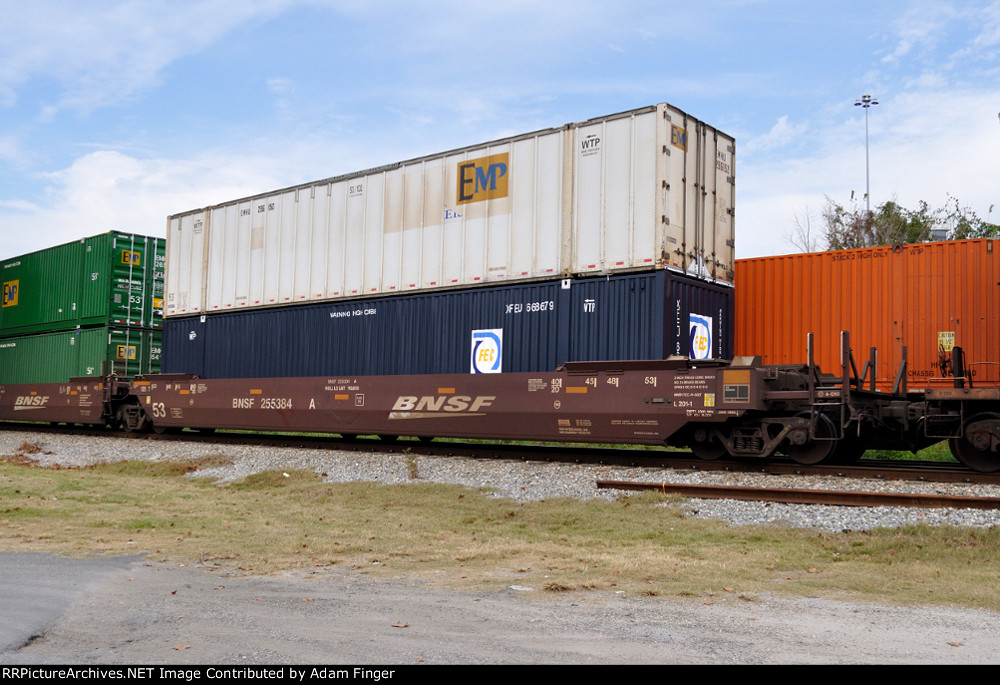 XFEU 668679 FEC Container