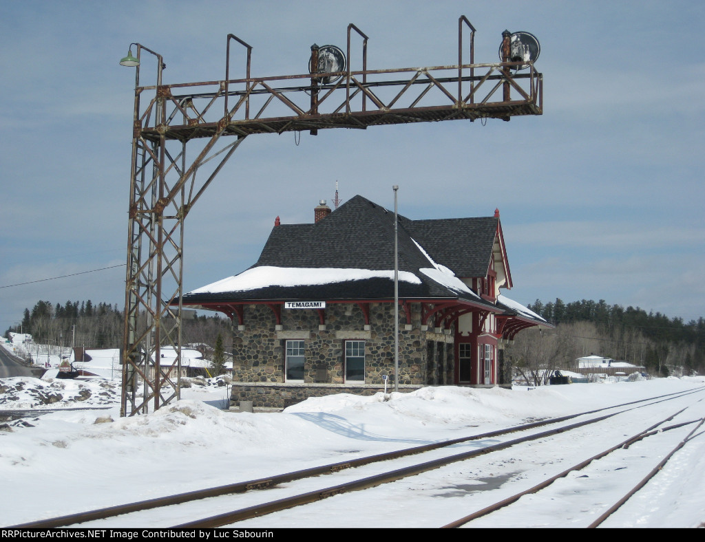 Temagami Station