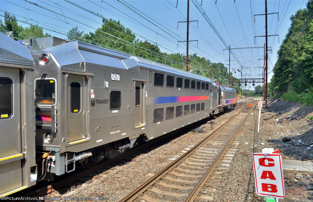 NJT 7057