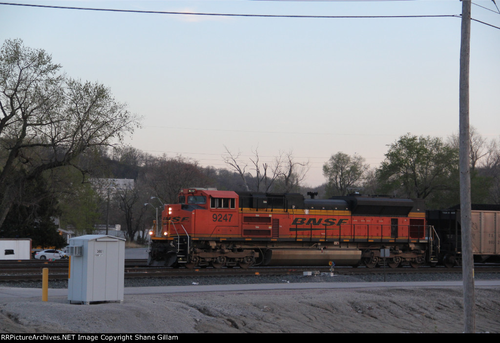 BNSF 9247 Leads a coal load into the Kcs yard.