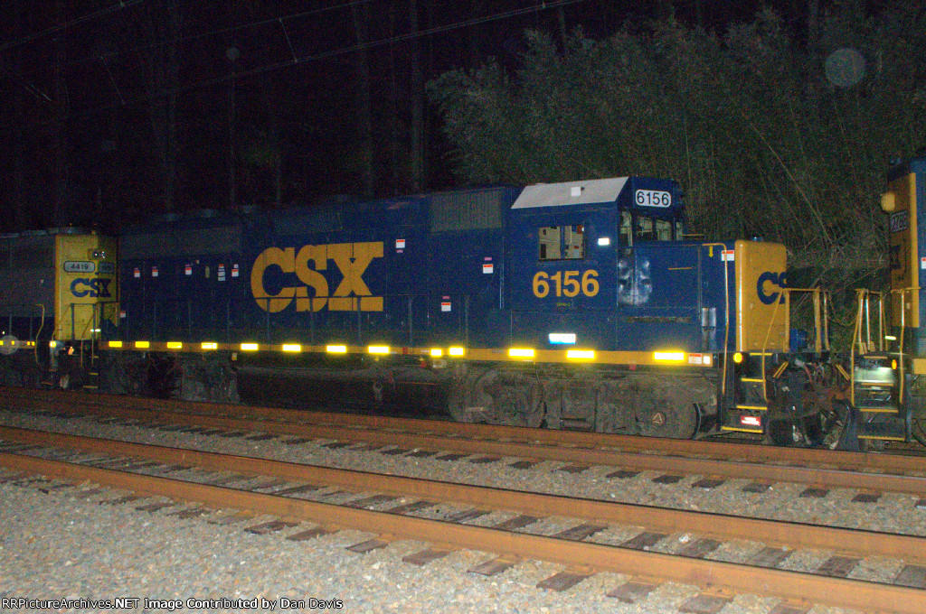 CSX GP40-2 6156 trails on C746-18