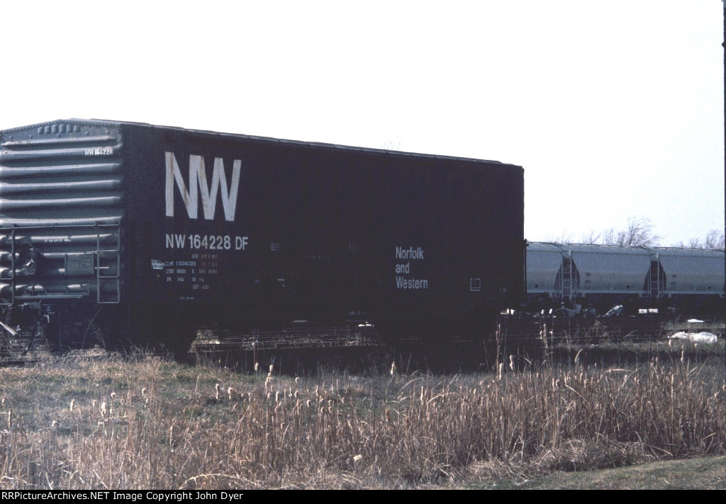 NW 164228