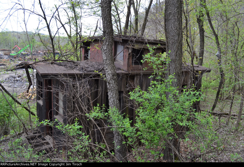 Abandoned ND Caboose