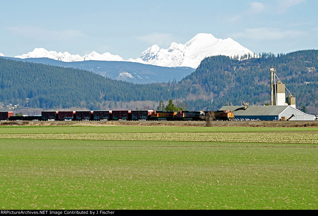 BNSF freight