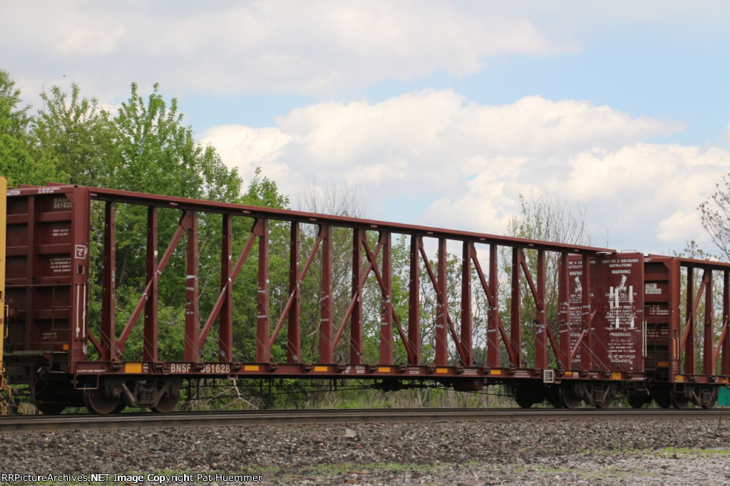 BNSF 561628