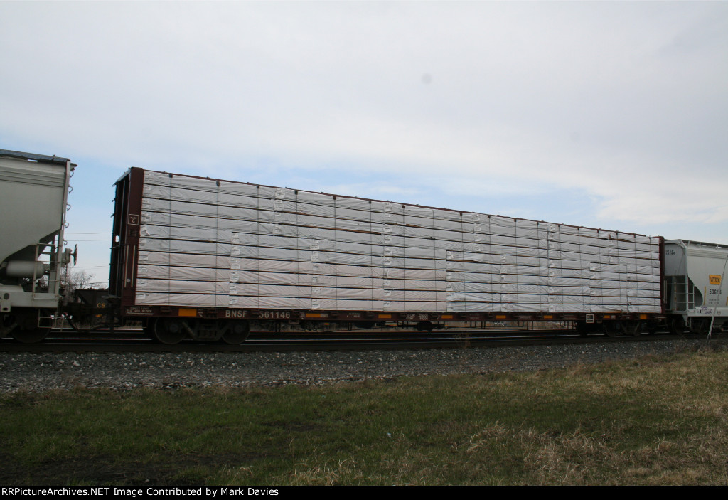 BNSF 561146
