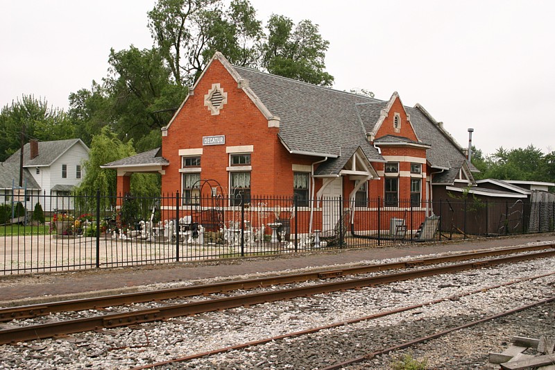 Pennsy Depot Trackside