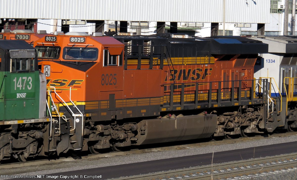 BNSF 8025 