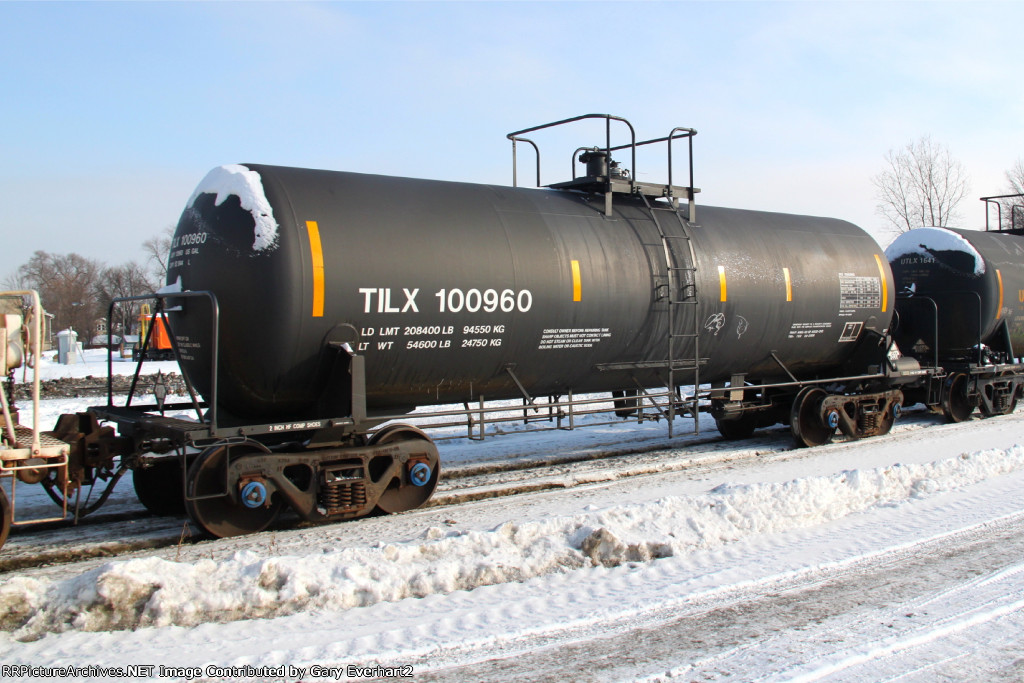 TILX 100960 - Trinity Industries Leasing