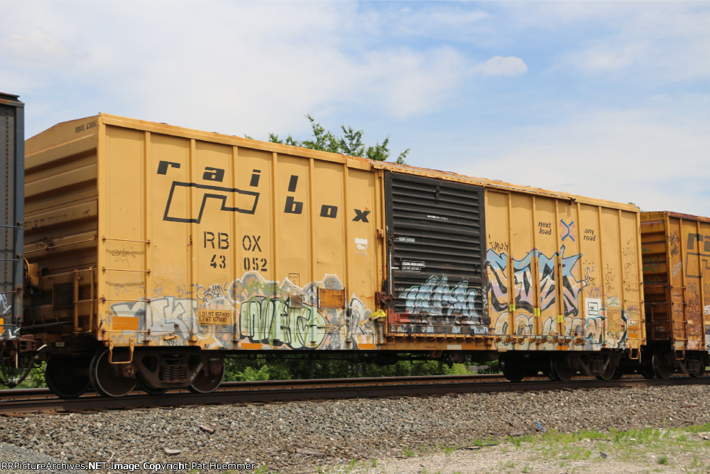 RBOX 43052