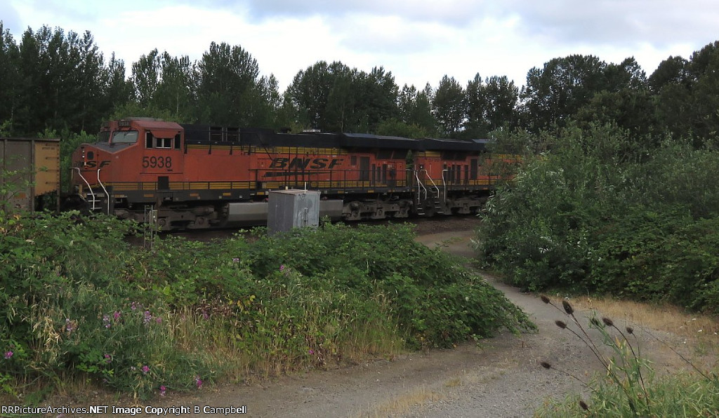 BNSF 5938 