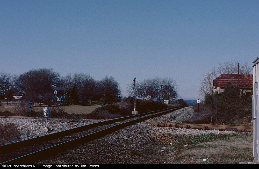 The SB line used to cross the CSX at Lattimore. NS was preparing to abandon the line from Shelby to Forest City, NC.