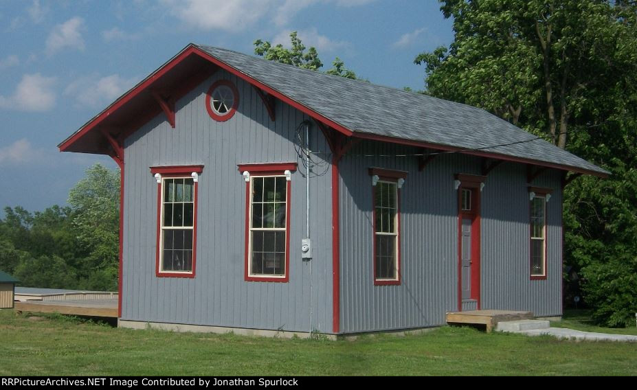 West wall of ex-Alton depot