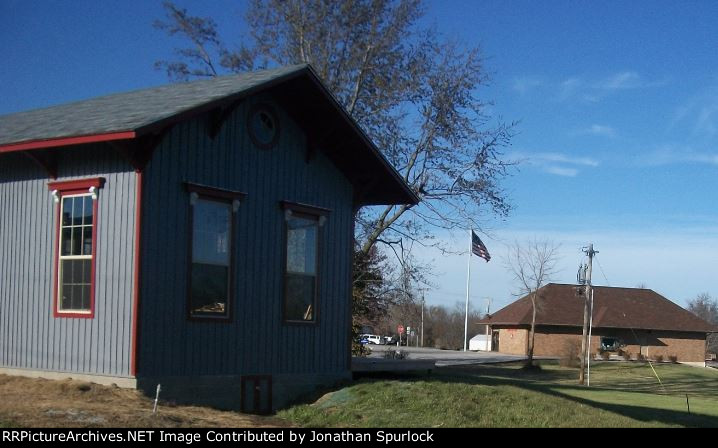 Ex-Alton depot, east side,
