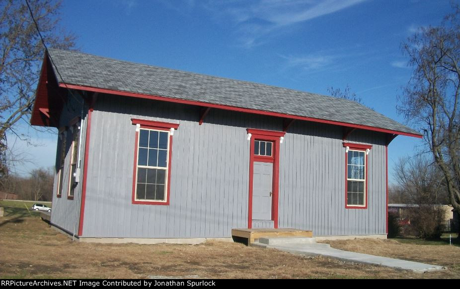Ex-Alton depot, south side,