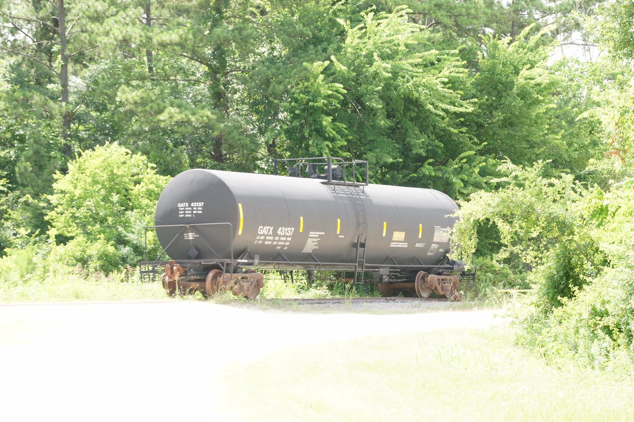 GATX 43137 - The "billboard" by the driveway entrance