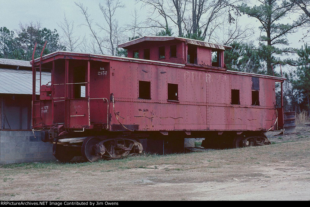 Backyard caboose