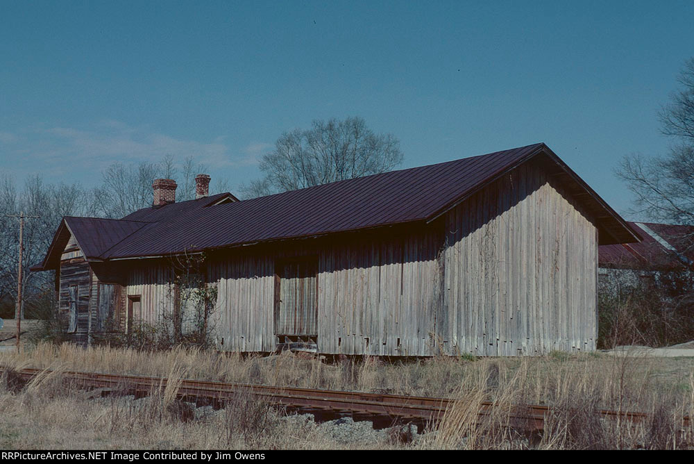 The former Georgia RR depot at Sharon.