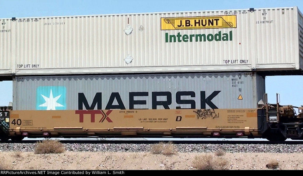 EB Intermodal Frt Btwn Needles & Goffs CA  80