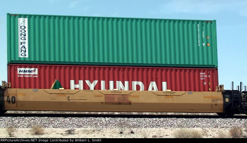 EB Intermodal Frt Btwn Needles & Goffs CA  2-119