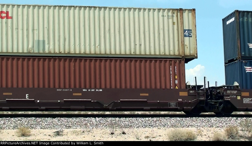 EB INtermodal Frt Btwn Needles & Goffs CA  2-16