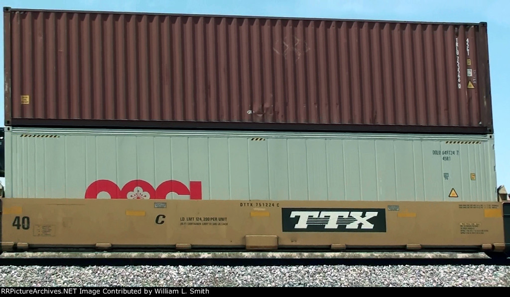 EB Intermodal Frt Btwn Needles & Goffs CA  2-99