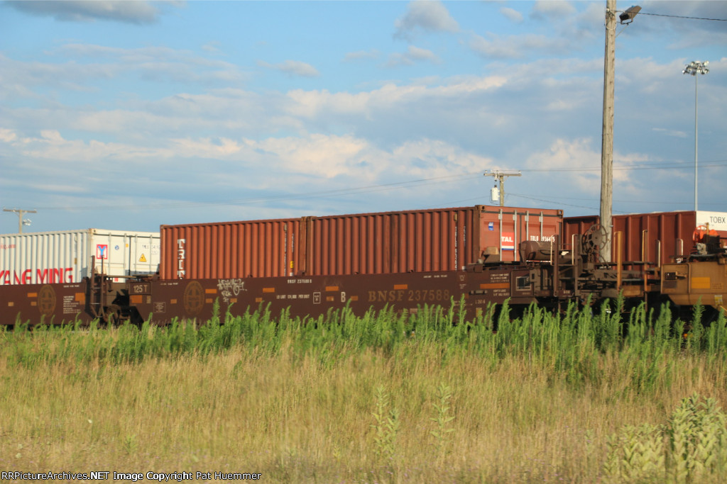 BNSF 237588