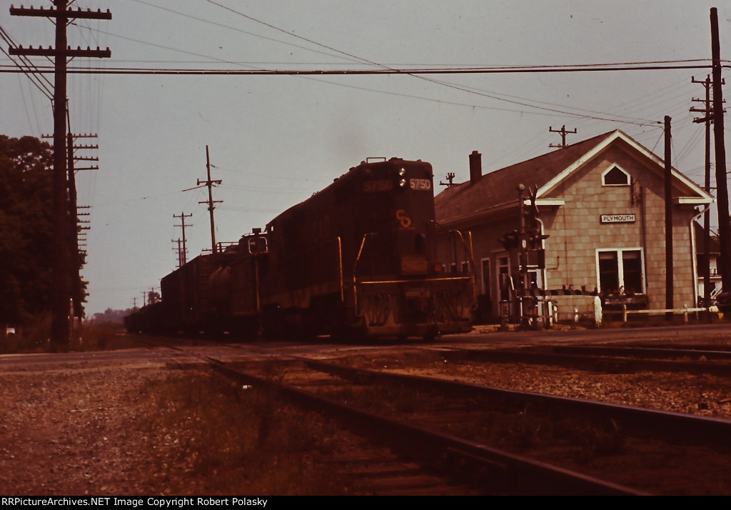 C&O 5750 Plymouth local by the depot