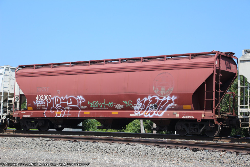 BNSF 402007