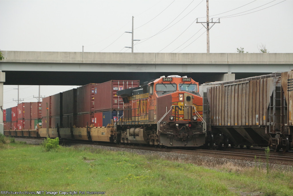 BNSF 5495