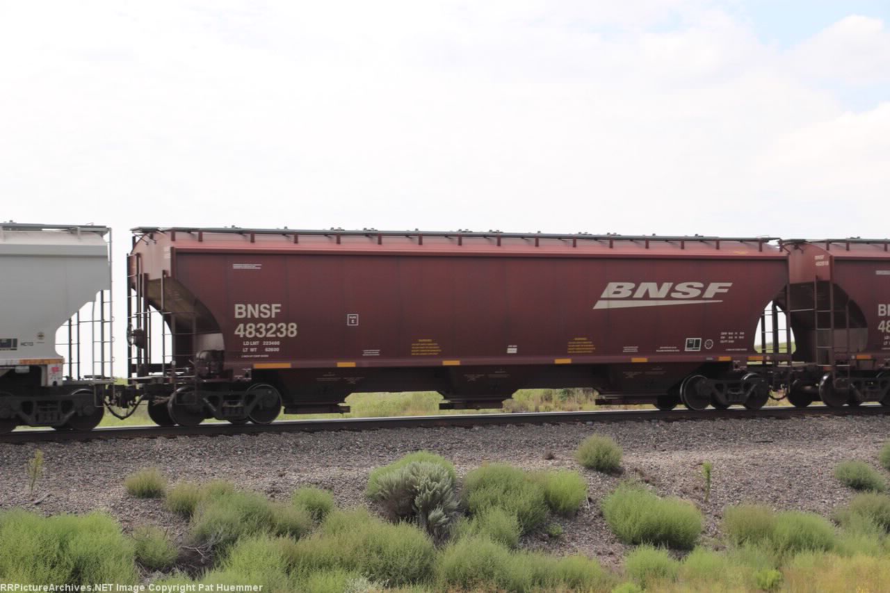 BNSF 483238
