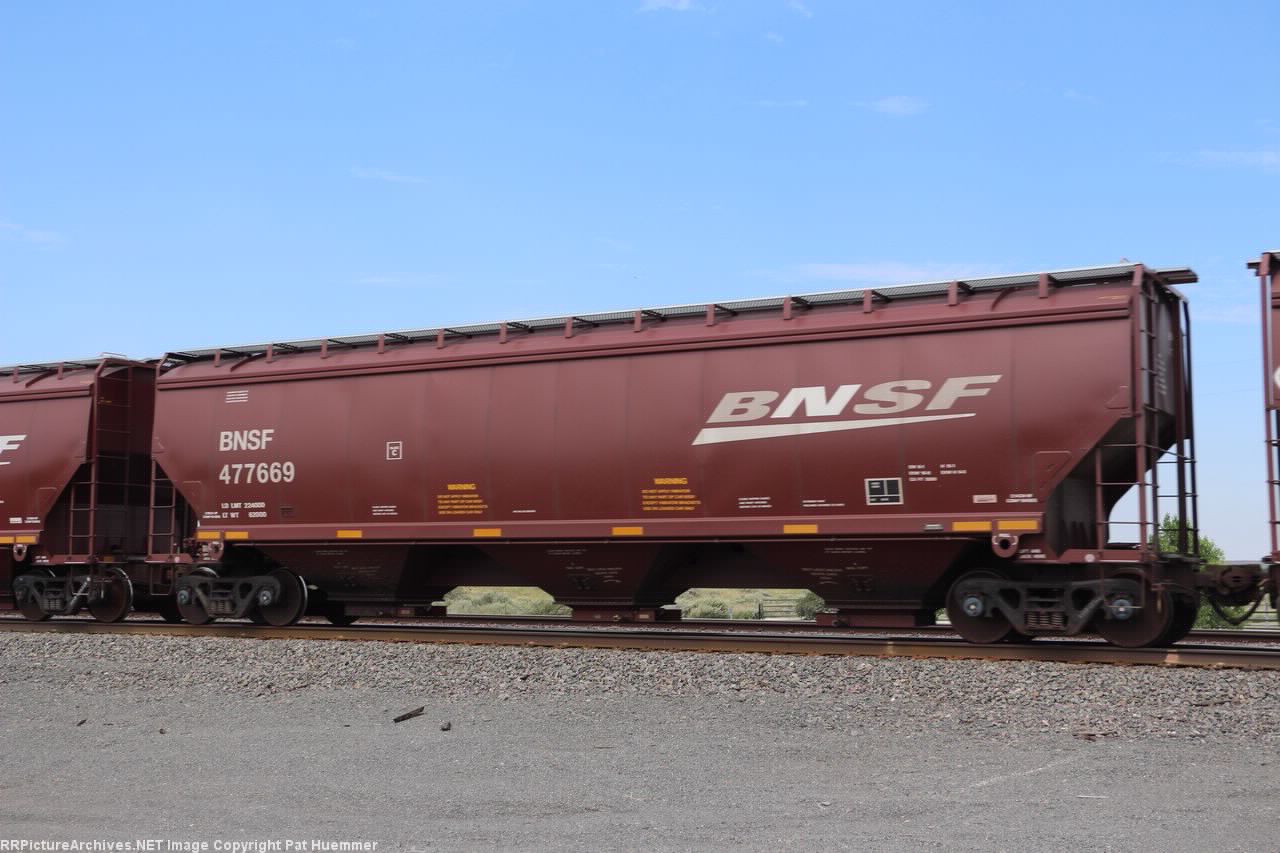BNSF 477669