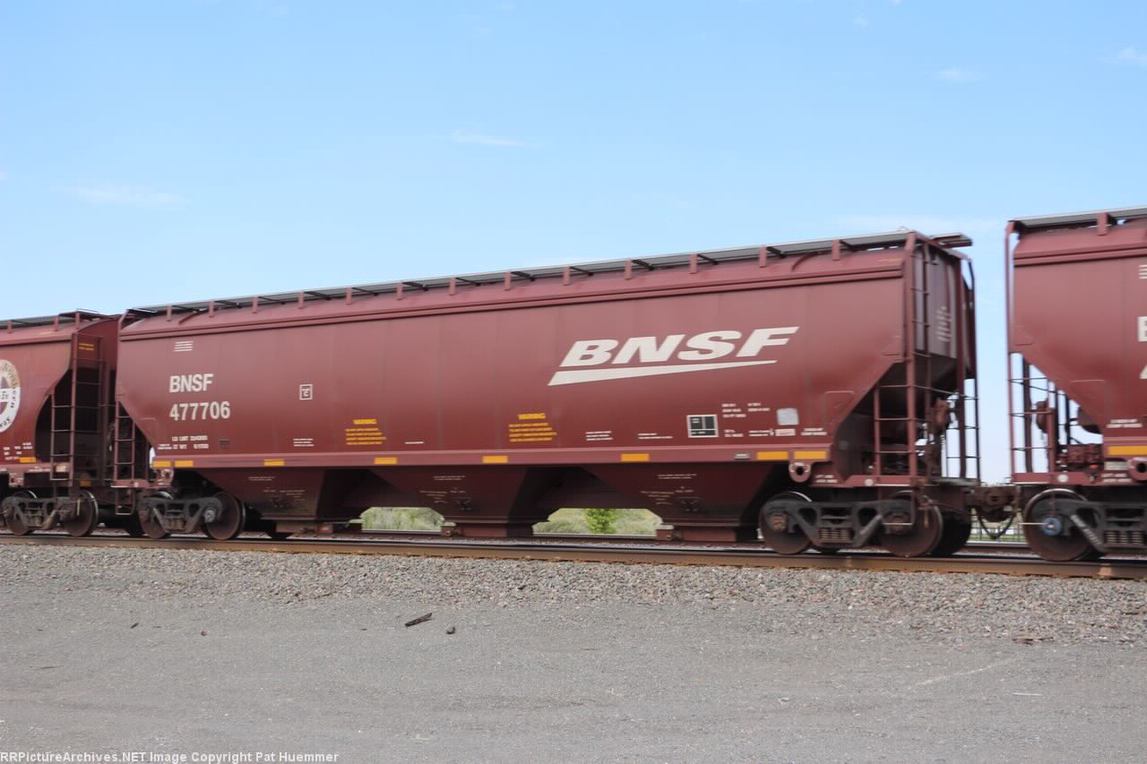 BNSF 477706