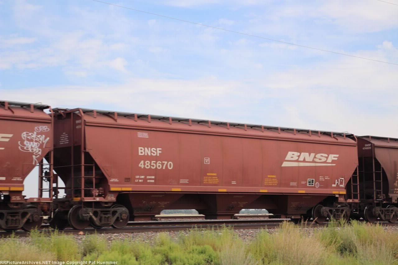 BNSF 485670
