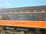 SLRG 9115 Sleeper Car Broke forward trucks rear axle