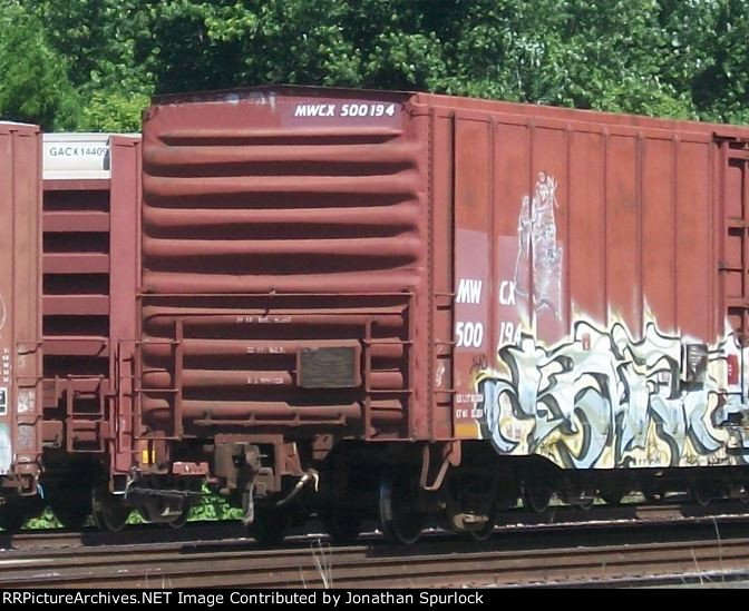 MWCX 500194, end view