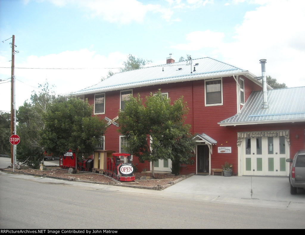 Former Wyoming Railway station