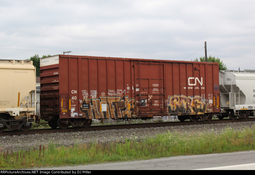 CN 405761